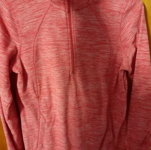 Active wear light sweatshirt